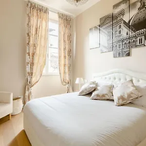 duomo-luxury-home-with-view.it-tuscanyhotel.com/