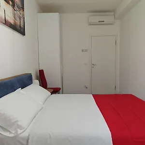 https://ca-crea-1.hotelslidodijesolo.com